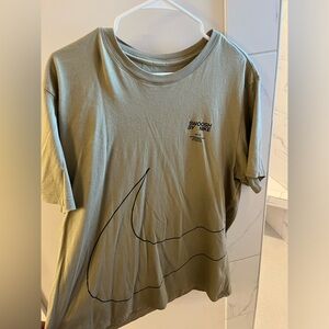 Men’s Nike t shirt